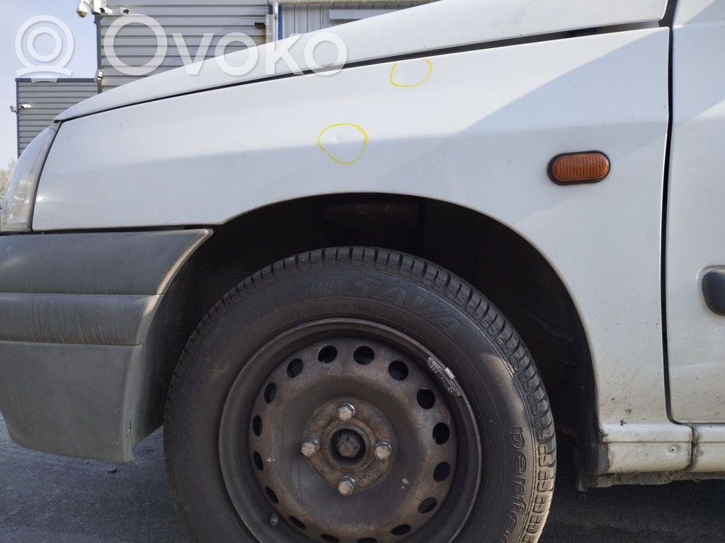 Renault Clio I Sparnas 