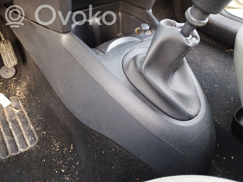 Renault Clio II Center console 