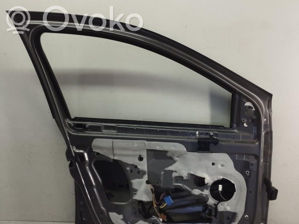 Renault Clio III Priekinės durys 