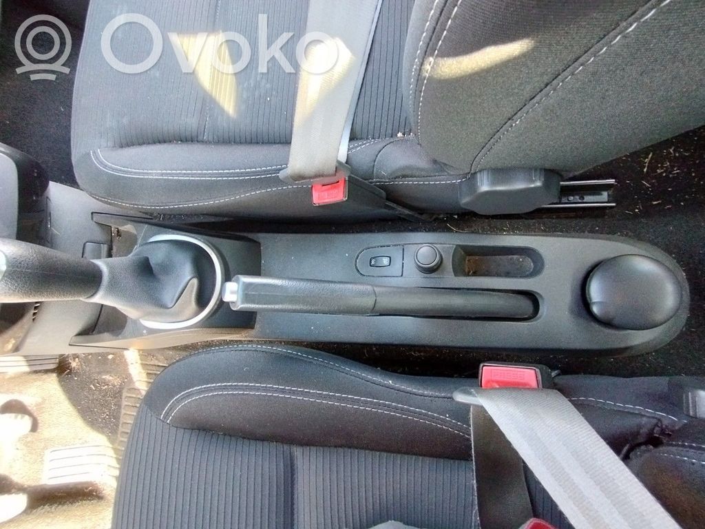 Renault Clio III Consola central 