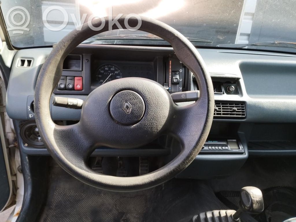 Renault Express Speedometer (instrument cluster) 