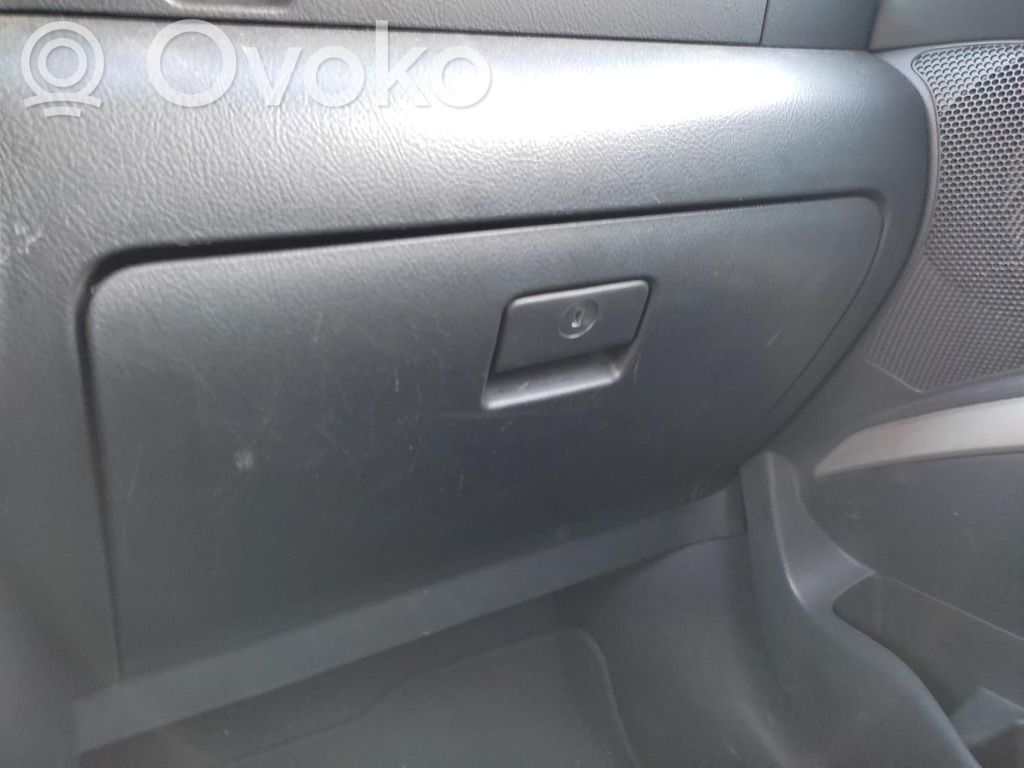 Toyota Corolla Verso E121 Set torpedou 
