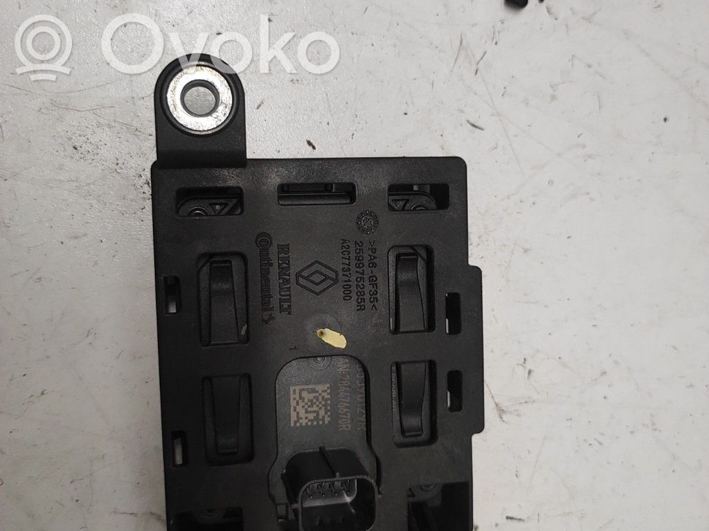 Dacia Sandero III Sensor de radar Distronic 