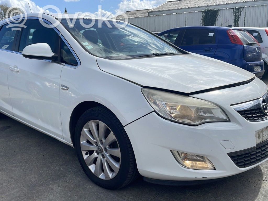 Opel Astra J Stūres statnis 