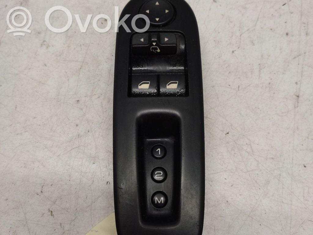 Peugeot 407 Electric window control switch 