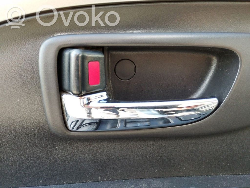 Mazda 5 Front door interior handle 
