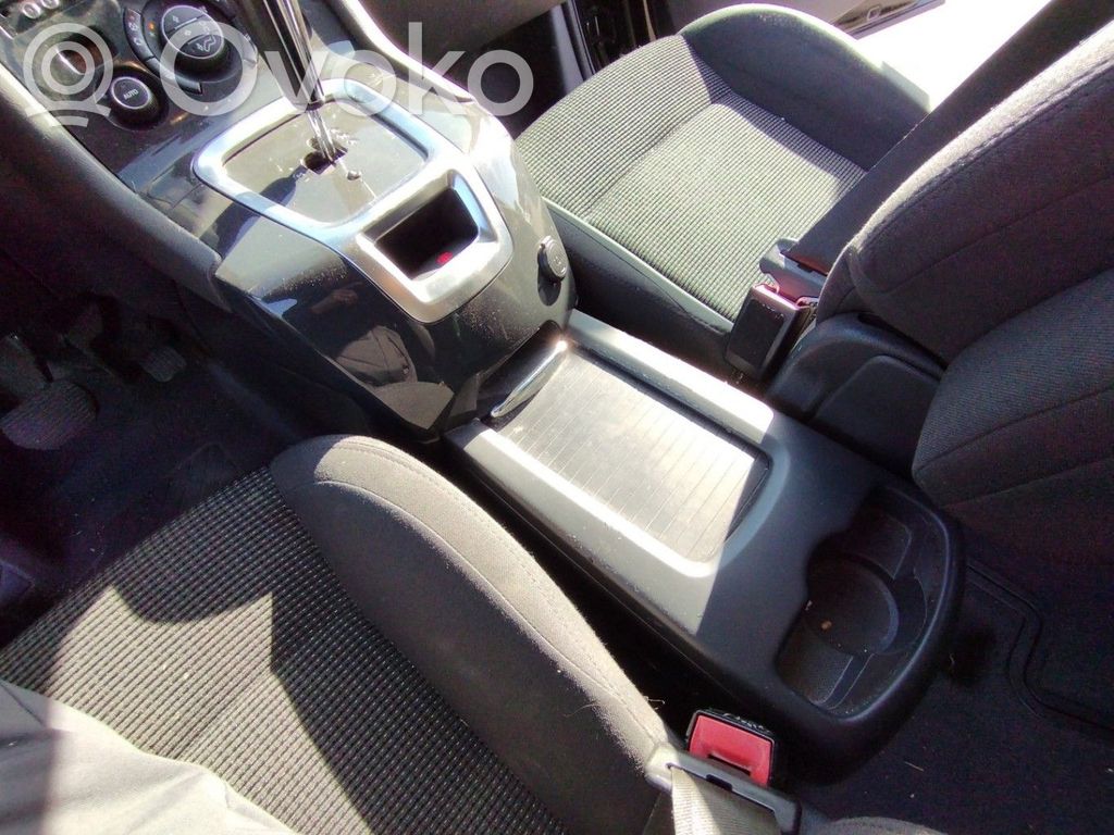 Peugeot 5008 Consola central 
