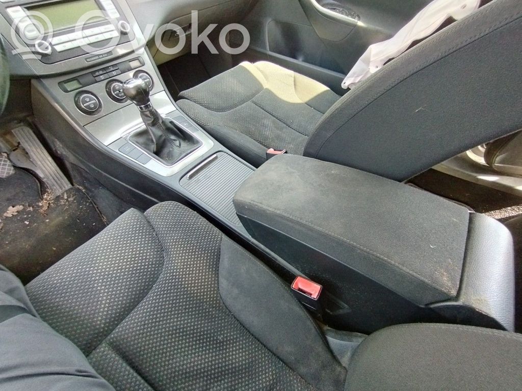 Volkswagen PASSAT B6 Center console 
