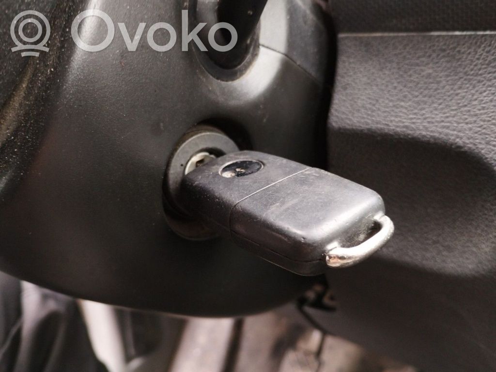 Volkswagen Caddy Ignition lock 