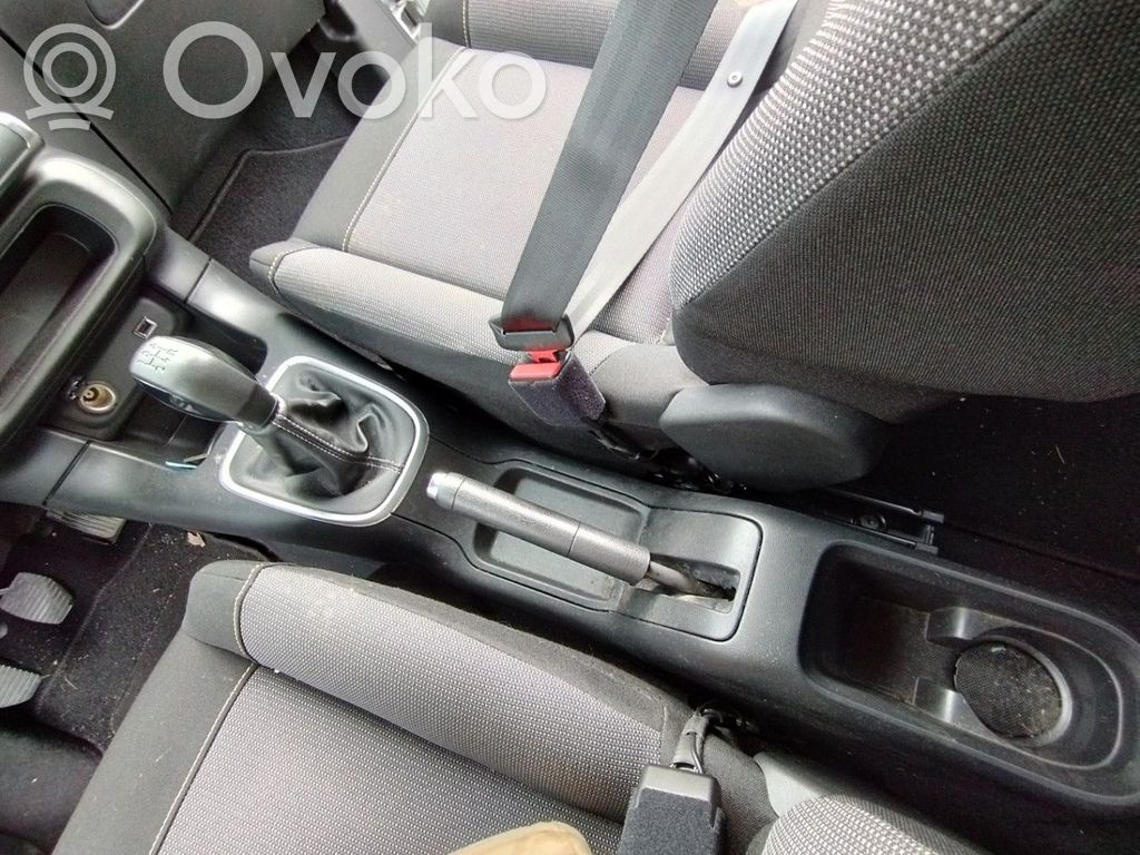 Citroen C3 Centrālā konsole 