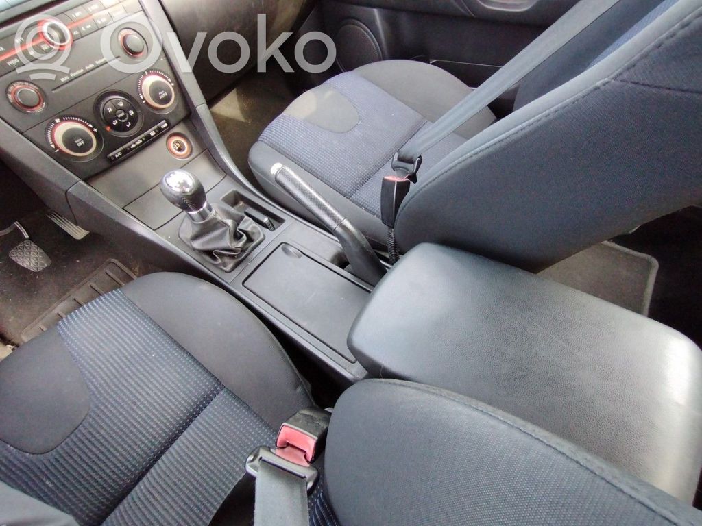 Mazda 3 I Center console 