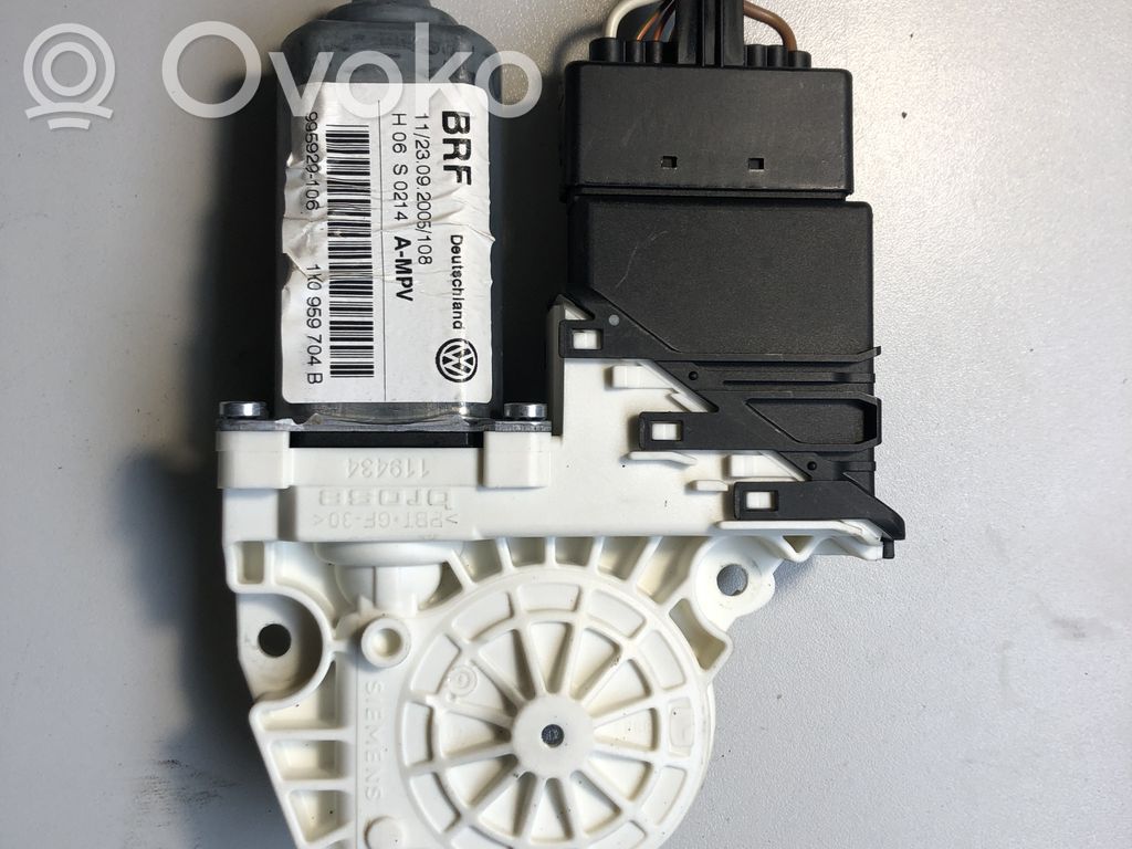 Volkswagen Touran I Silniczek podnoszenia szyby drzwi tylnych 