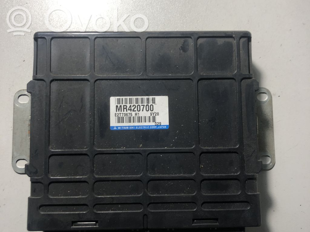 Mitsubishi Space Wagon Engine control unit/module 