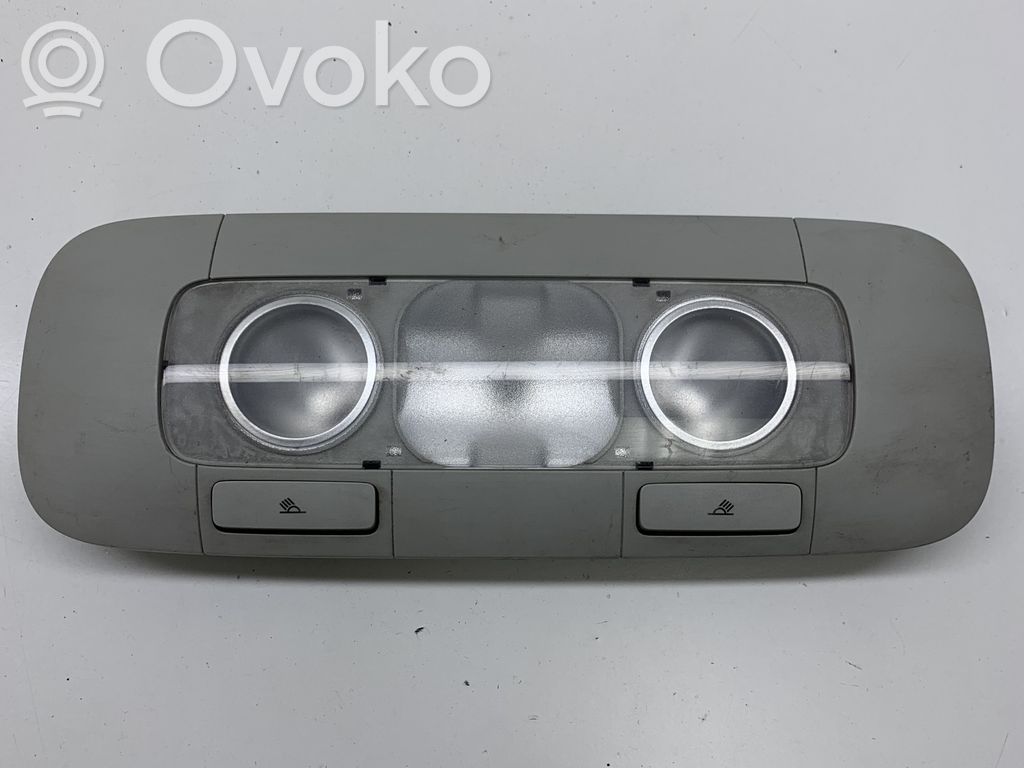 Volkswagen Golf Plus Lampka podsufitki tylna 