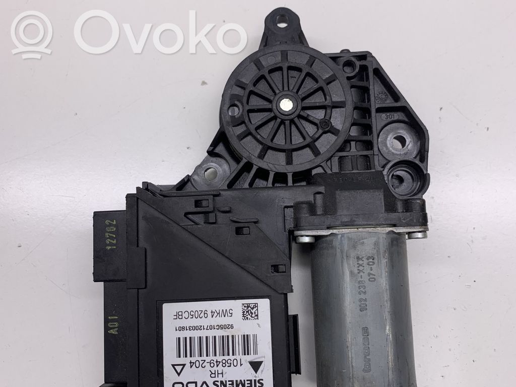 Audi A4 S4 B7 8E 8H Silniczek podnoszenia szyby drzwi tylnych 