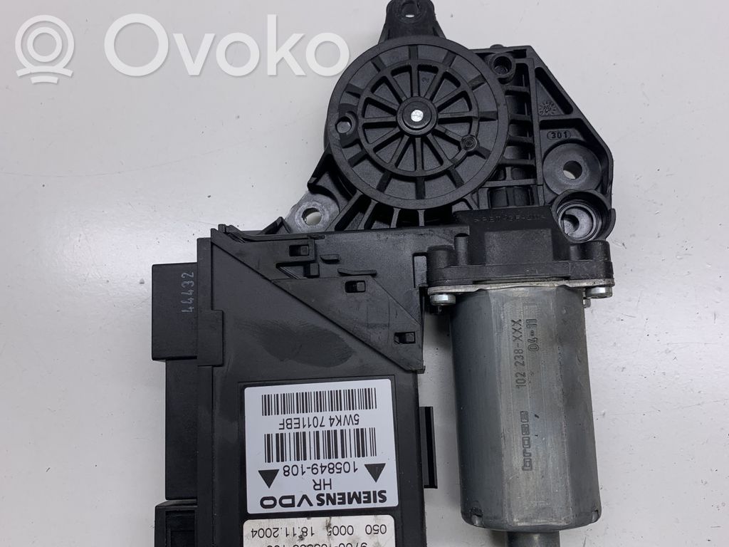 Audi A4 S4 B7 8E 8H Silniczek podnoszenia szyby drzwi tylnych 