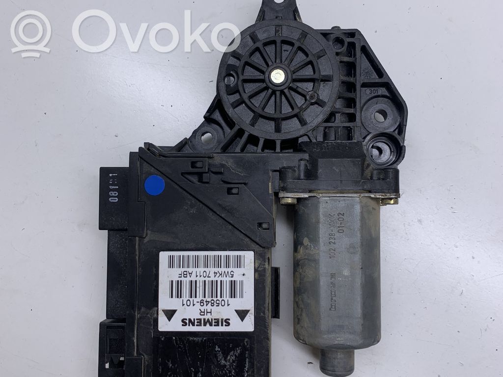 Audi A4 S4 B7 8E 8H Silniczek podnoszenia szyby drzwi tylnych 