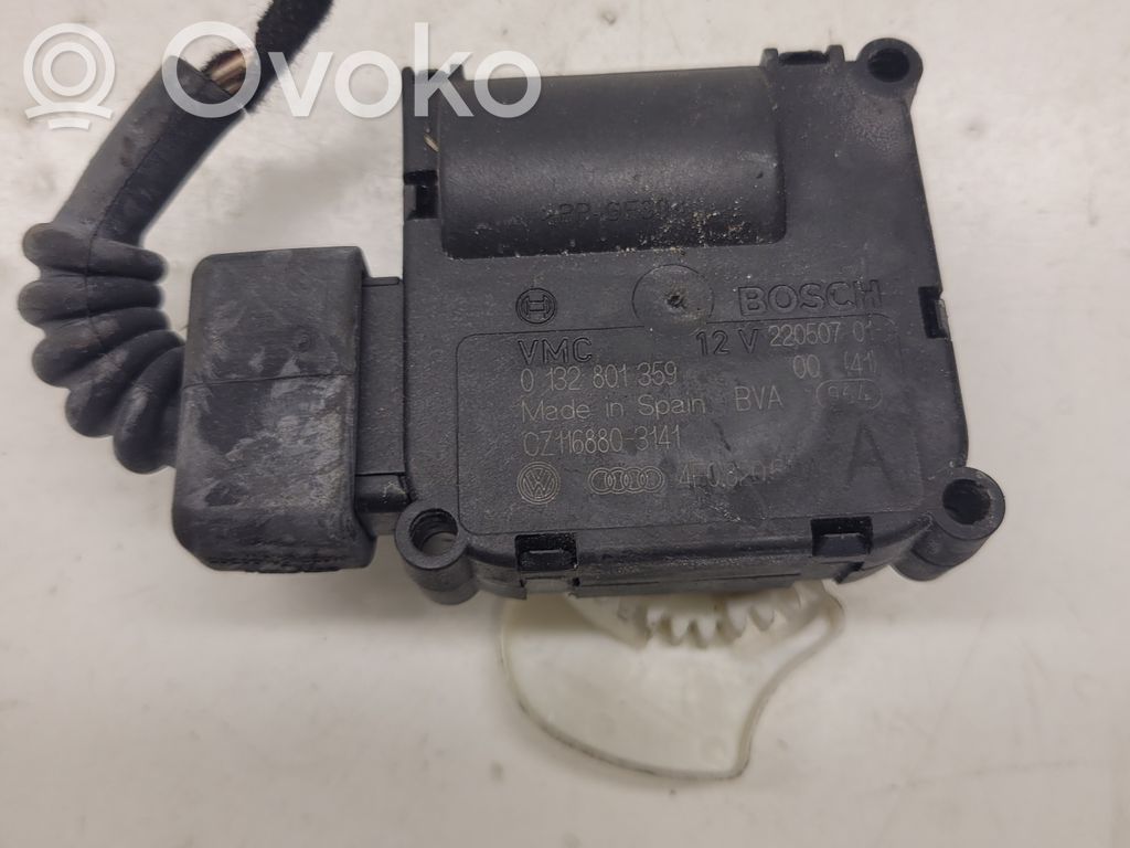 Audi A4 S4 B7 8E 8H Motor/activador trampilla de calefacción 