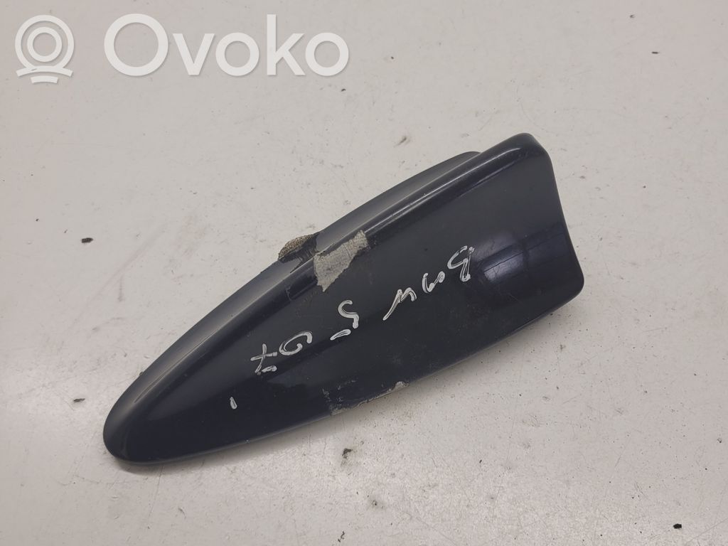 BMW 5 E60 E61 GPS-pystyantenni 