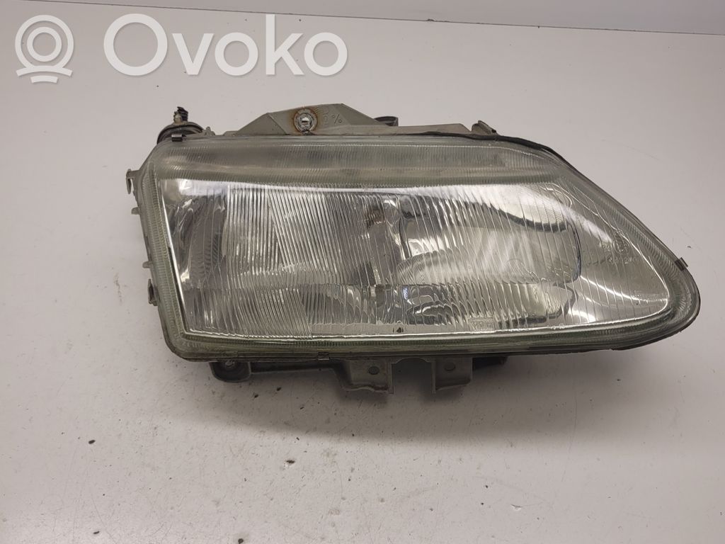Renault Espace III Headlight/headlamp 