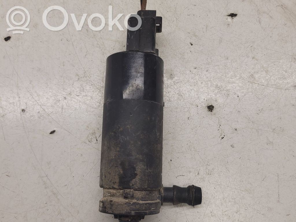 Volkswagen PASSAT B6 Difusor de agua regadora de faro delantero 