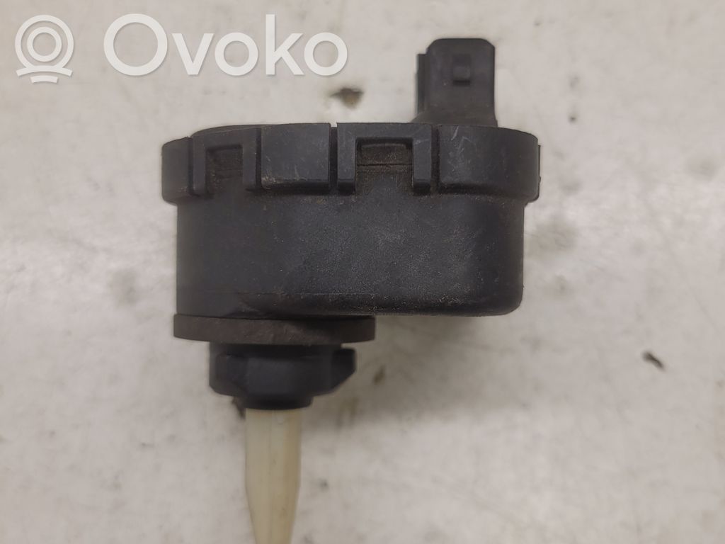 Audi A8 S8 D2 4D Scheinwerferstellmotor 
