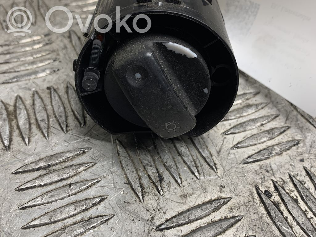 Audi A6 S6 C5 4B Interruptor de luz 