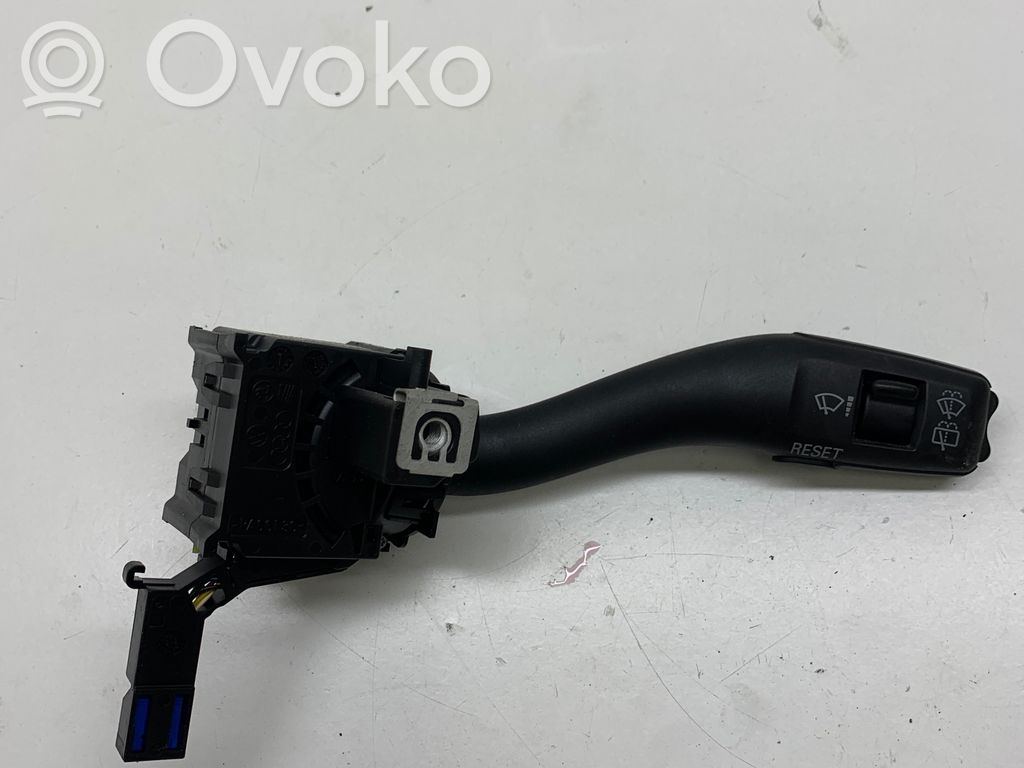 Audi A3 S3 A3 Sportback 8P Wiper control stalk 