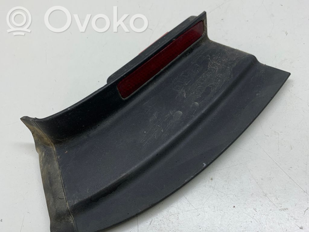 Volkswagen PASSAT B6 Odblask lampy tylnej 