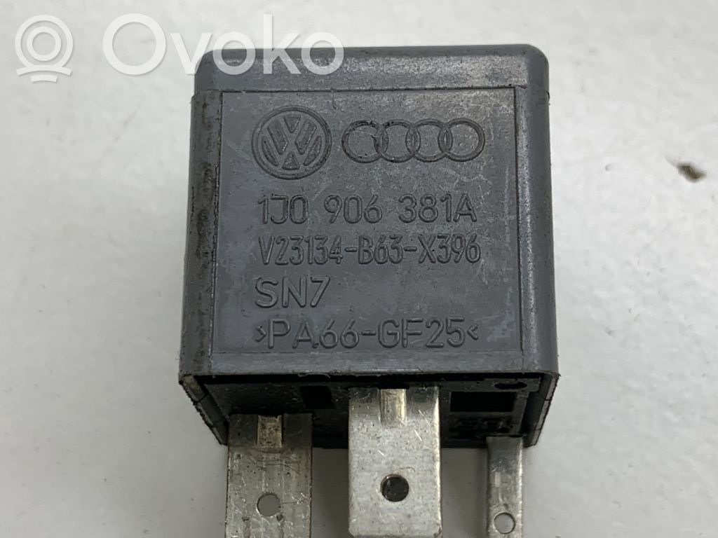 Volkswagen Bora Sonstige Relais 