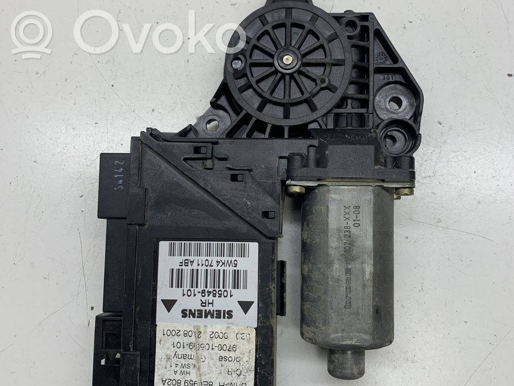 Audi A4 S4 B6 8E 8H Silniczek podnoszenia szyby drzwi tylnych 