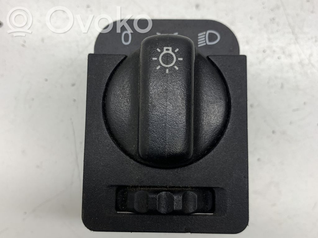 Opel Vectra B Light switch 