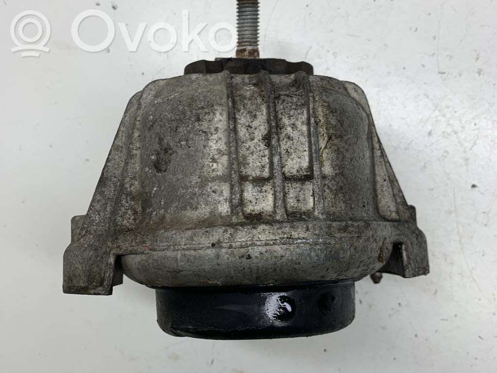 Engine mount bracket   13981112,13981112