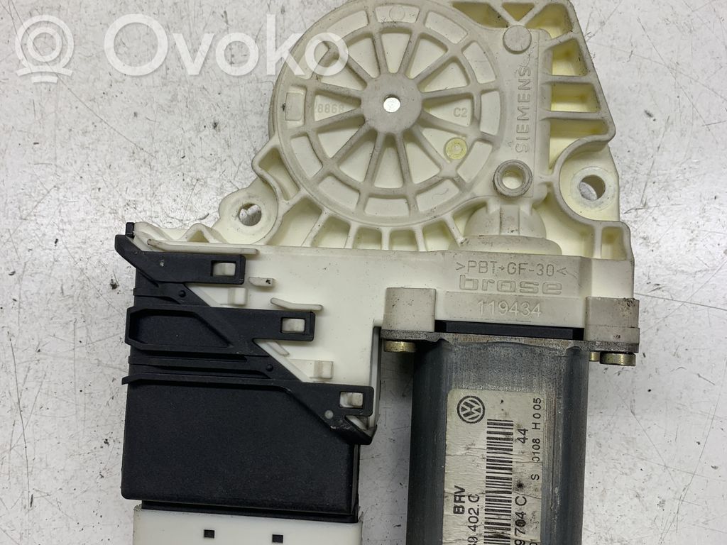 Volkswagen Golf V Silniczek podnoszenia szyby drzwi tylnych 