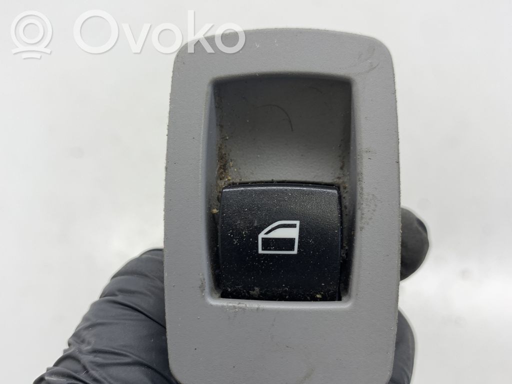 BMW 3 E90 E91 Elektrisko logu slēdzis 