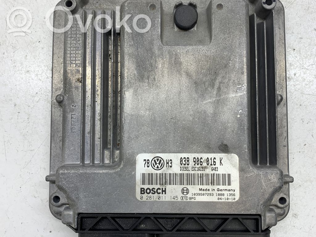 Volkswagen PASSAT B5.5 Engine control unit/module 