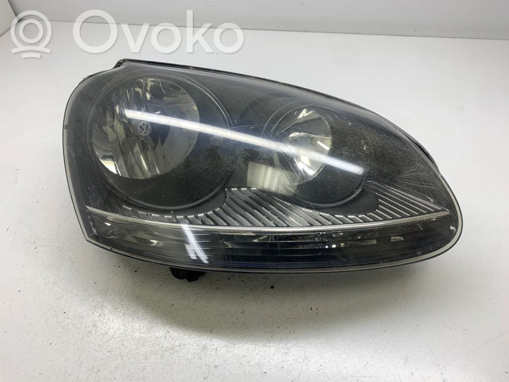 Volkswagen Golf V Lampa przednia 