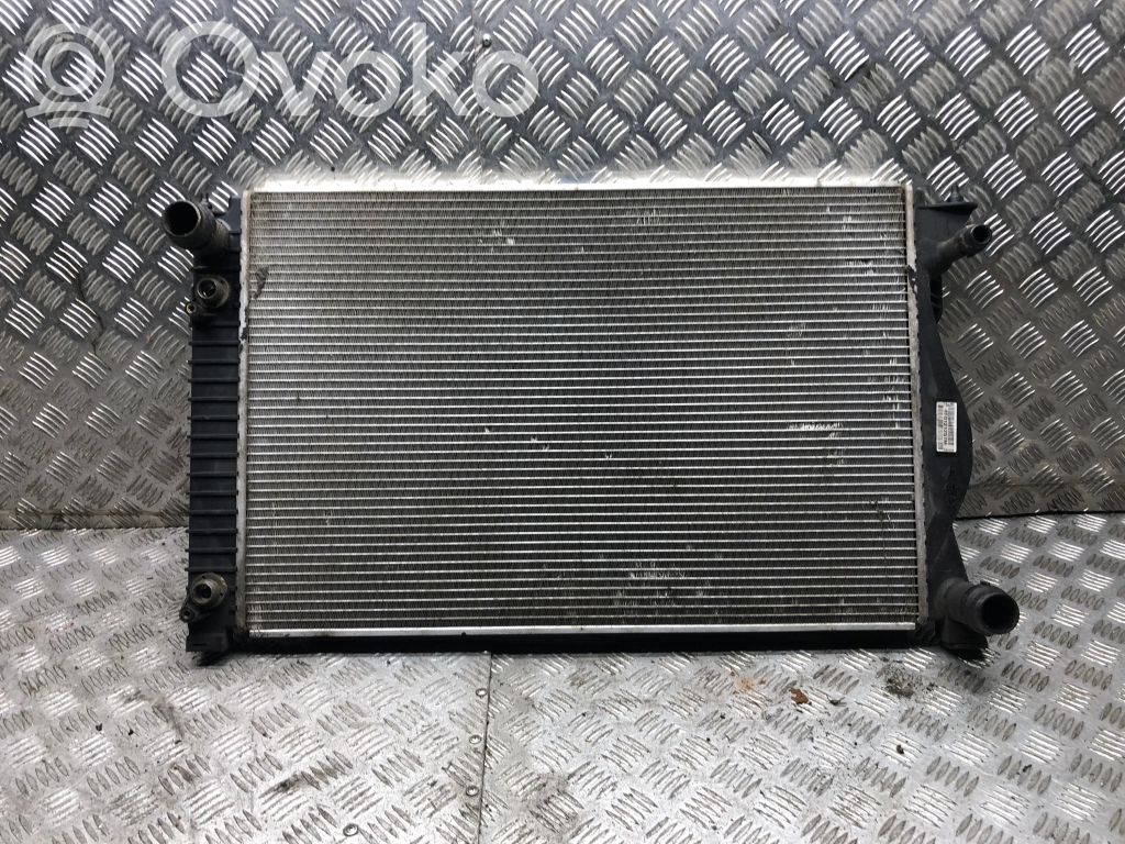Audi A6 S6 C6 4F Aušinimo skysčio radiatorius 