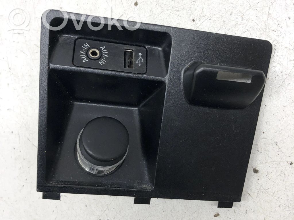 BMW X5 E70 USB jungtis 
