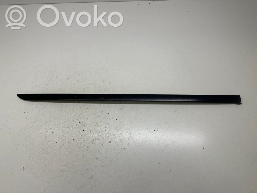 BMW 5 E60 E61 Tuulilasin lista 