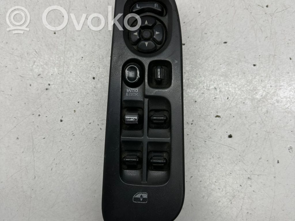 Dodge RAM Electric window control switch 