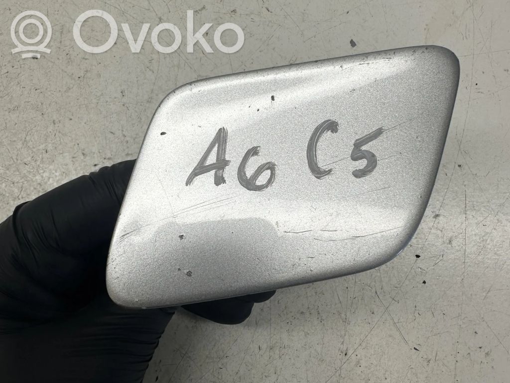 Audi A6 S6 C5 4B Zaślepka spryskiwacza lampy przedniej 
