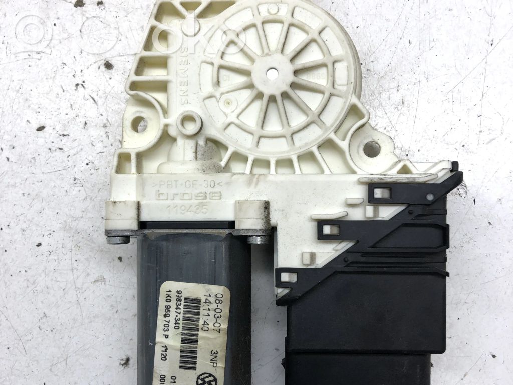 Volkswagen Golf V Silniczek podnoszenia szyby drzwi tylnych 