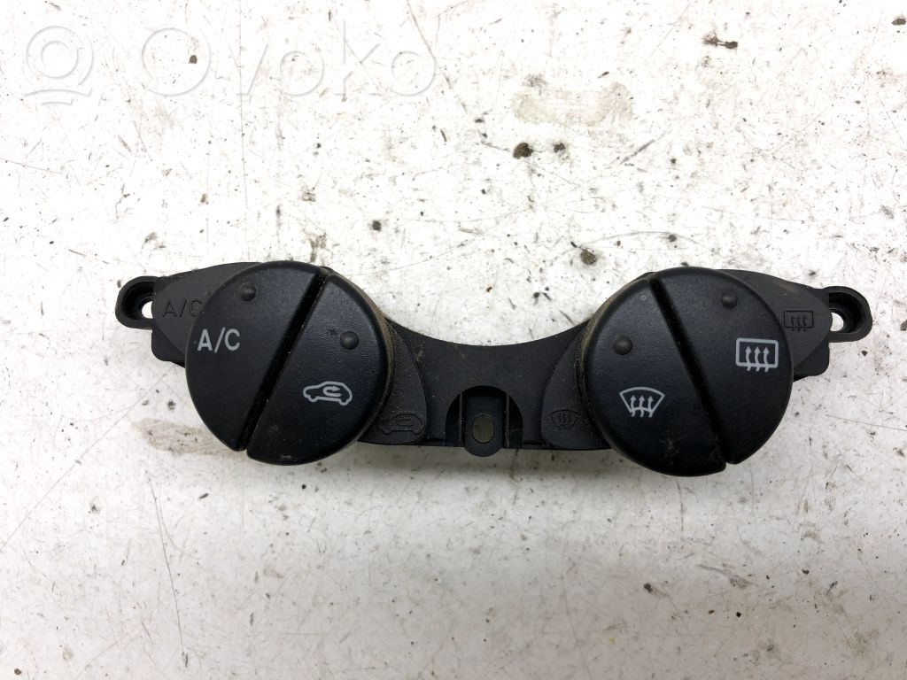 Ford Transit -  Tourneo Connect Interruptor de la calefacción de la luna/parabrisas 