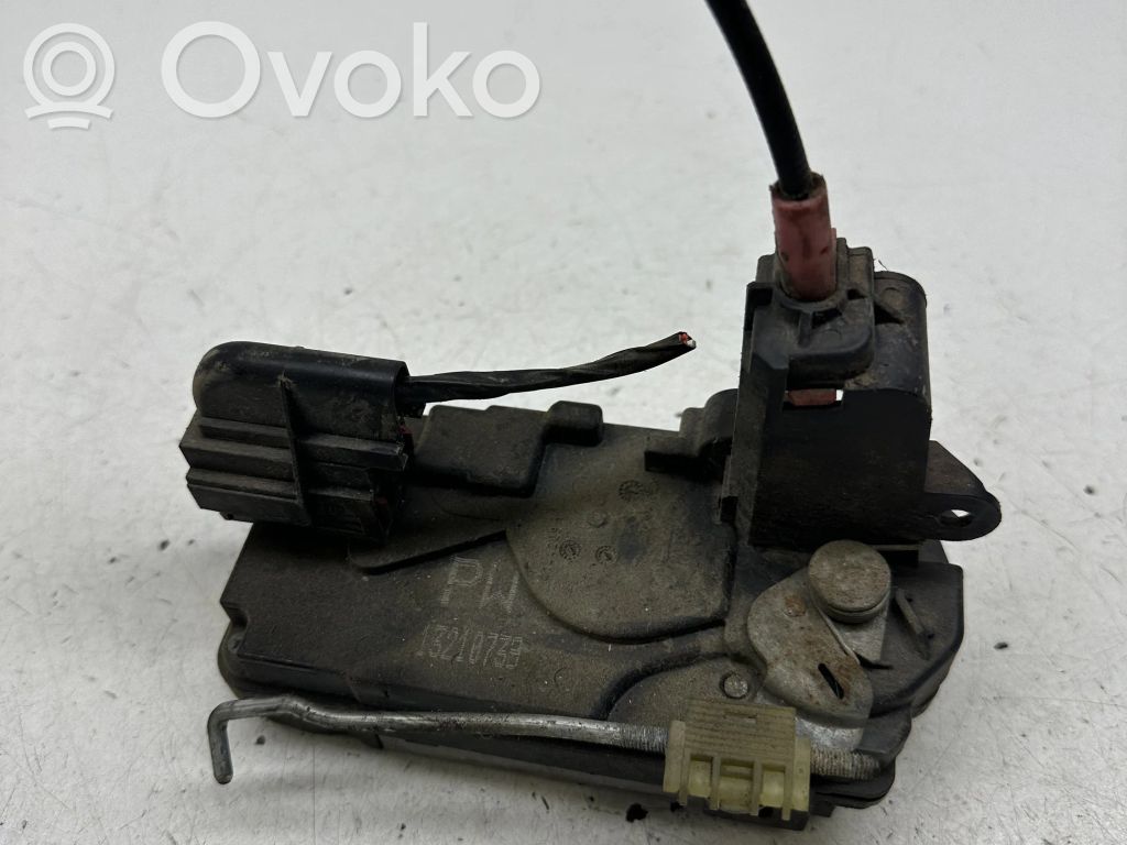 Opel Astra H Takaoven lukko 