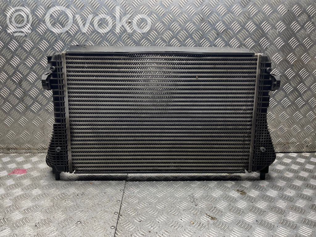 Volkswagen PASSAT B6 Radiador intercooler 