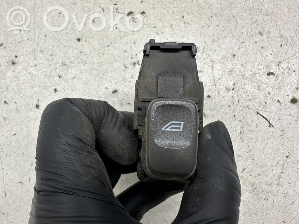 Volvo S40, V40 Electric window control switch 