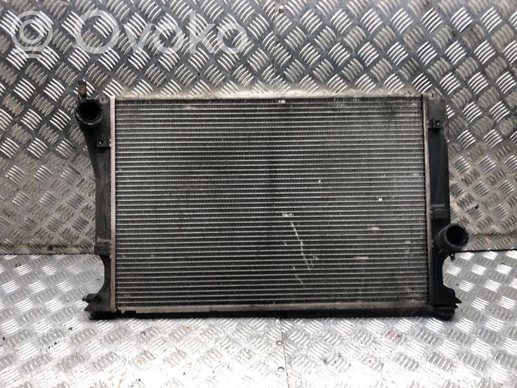 Toyota Corolla Verso AR10 Chłodnica 