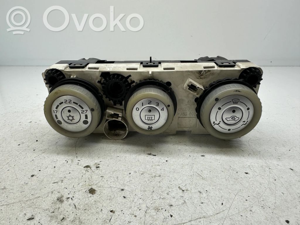 Mitsubishi Colt Climate control unit 