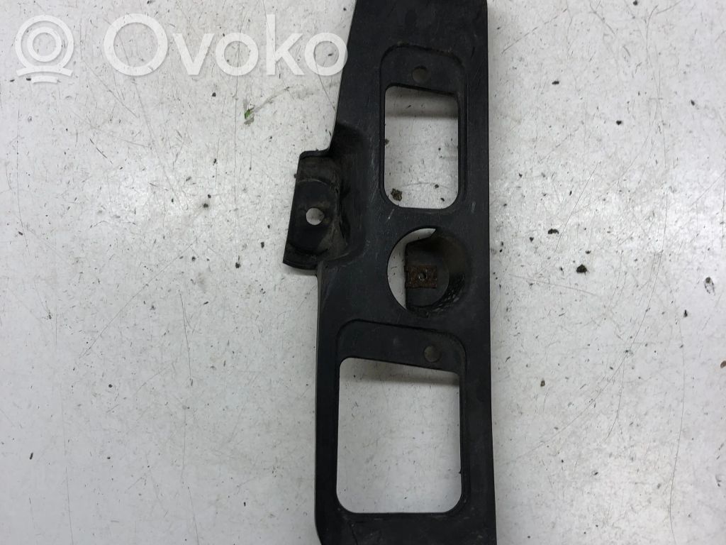 BMW X3 E83 Galinis laikiklis bamperio 